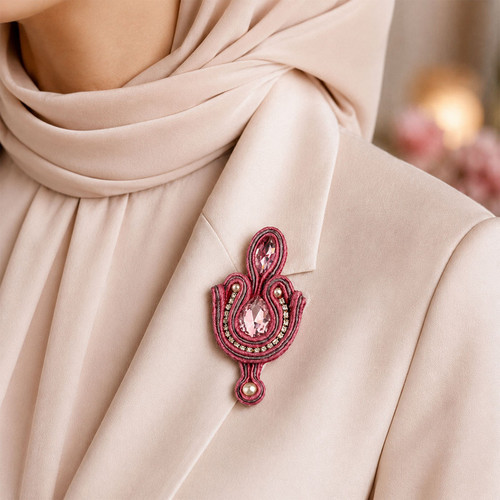 گل سینه دست ساز زنانه بومی مدل 06