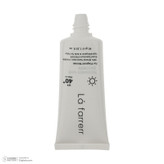 کرم ضد آفتاب بدون رنگ لافارر SPF 40 مدل PREGNANCY SAFE، حاوی محافظ UVA و UVB و PA+++ مناسب پوست بانوان باردار حجم 40 میلیلیتر